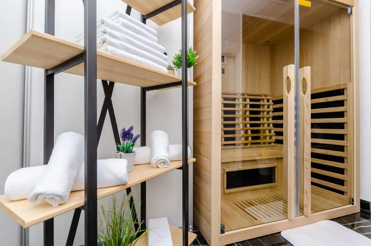Guest house Deluxe Double Room With Sauna And Pool Kastela